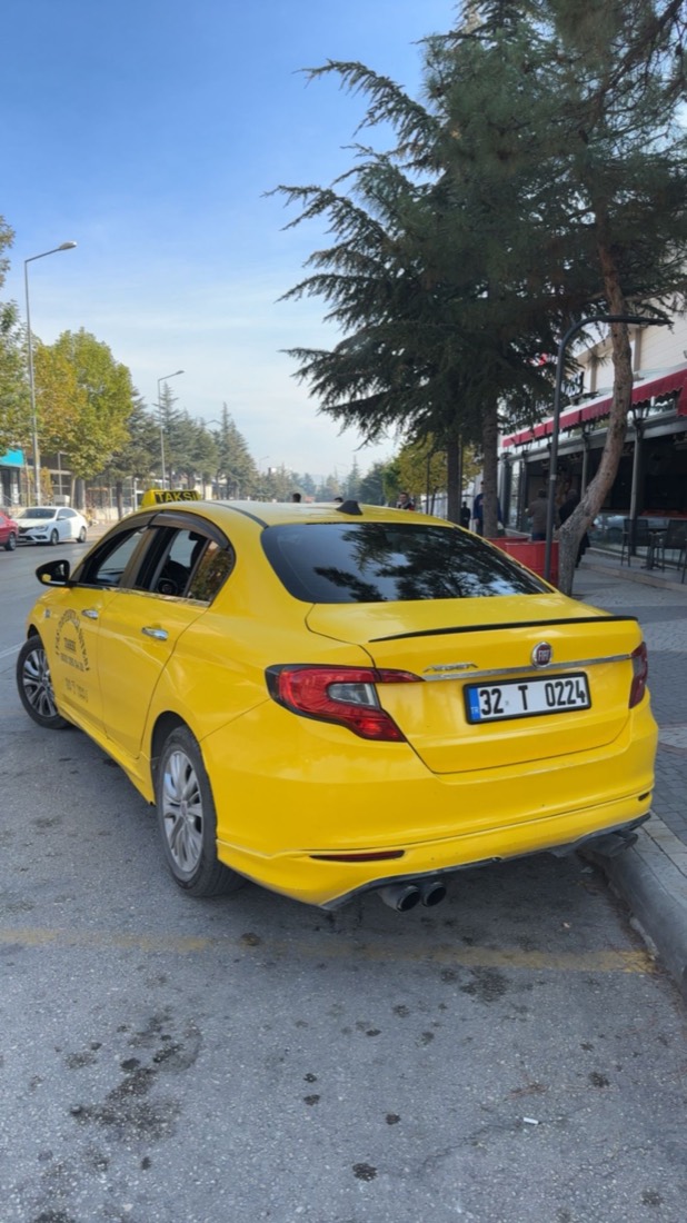 İYAŞ Taksi araç